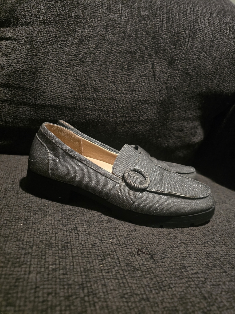 LifeStride | Lolly Lug Sole Loafer in Pewter Size 9